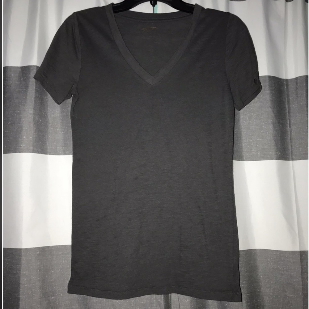 Arizona Jean Co. Gray V-neck